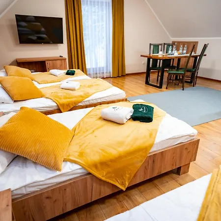 Lesny Dworek Фермерский дом Лабова