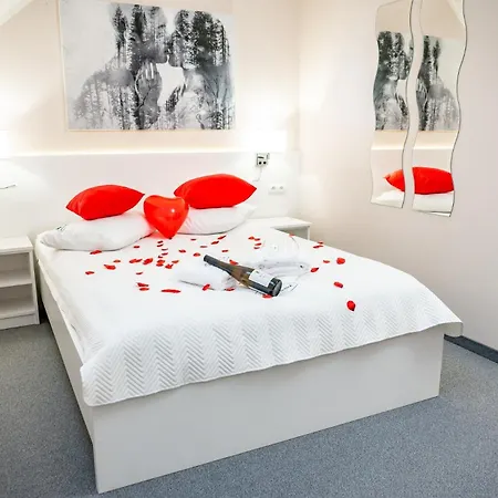 Lesny Dworek Фермерский дом Лабова